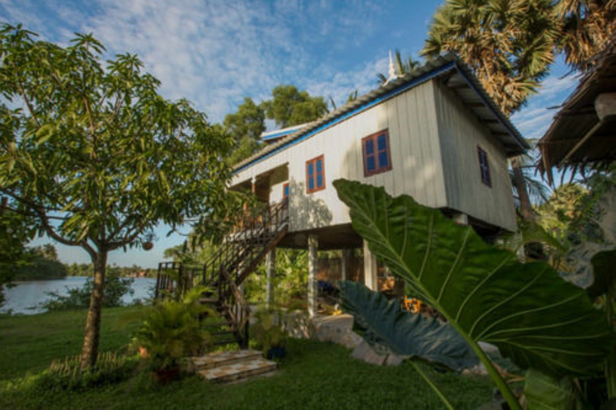 Champa Lodge Kampot Buitenkant foto