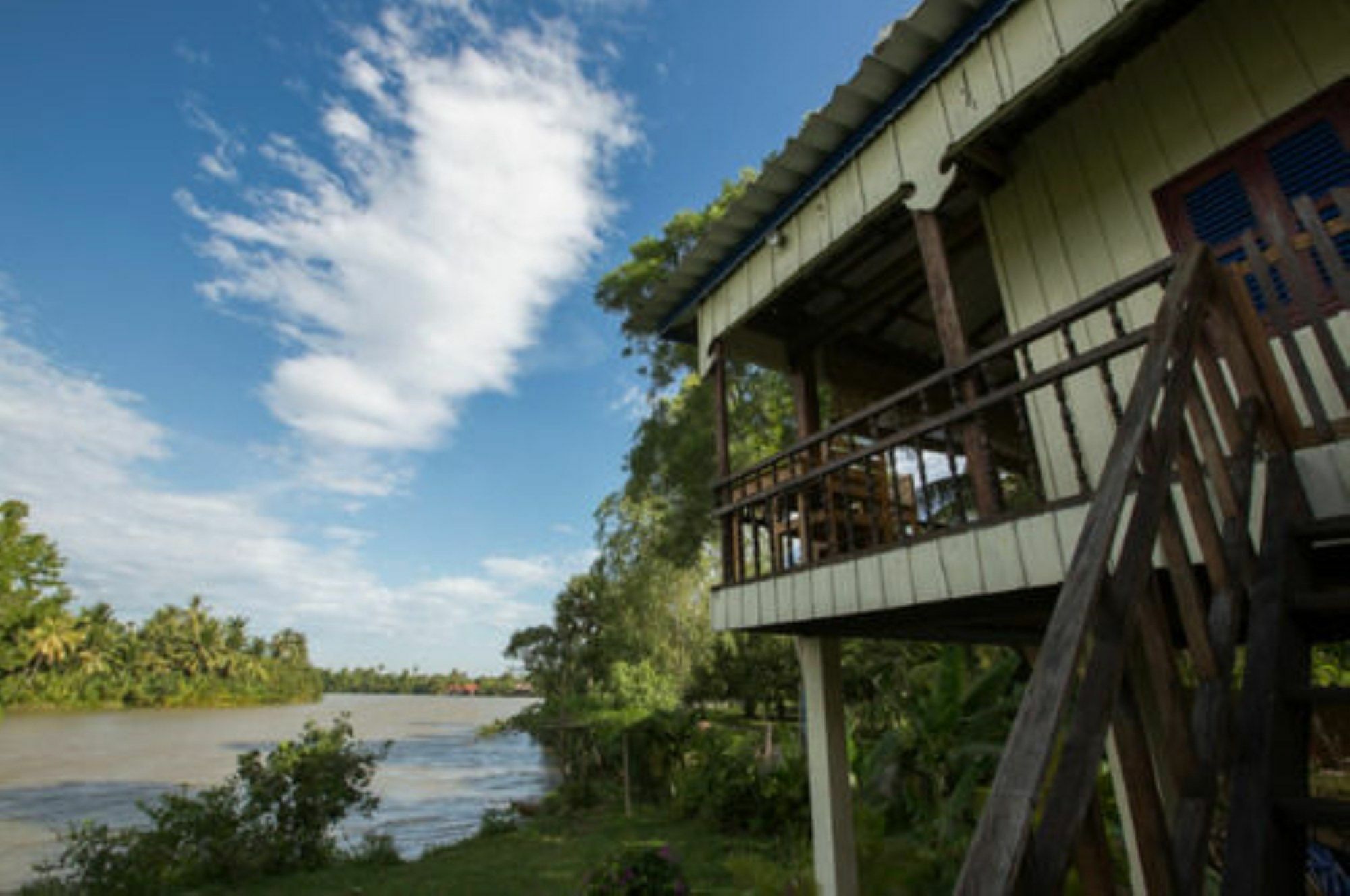 Champa Lodge Kampot Buitenkant foto