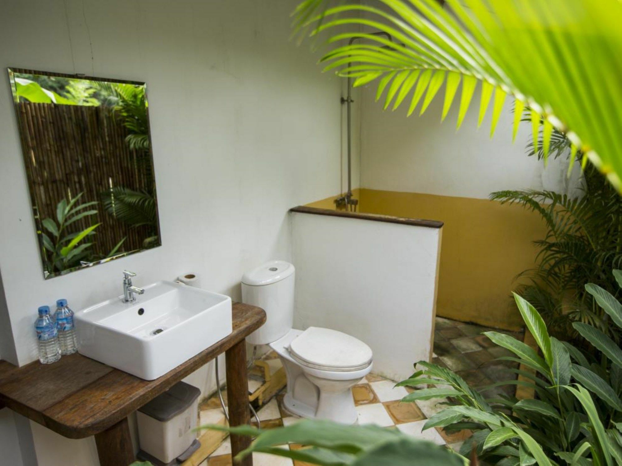 Champa Lodge Kampot Buitenkant foto